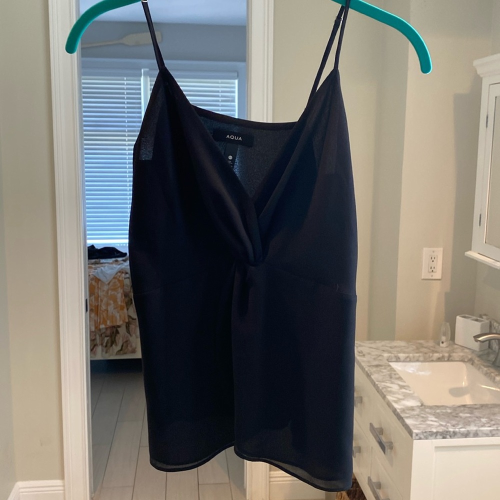 Aqua black top